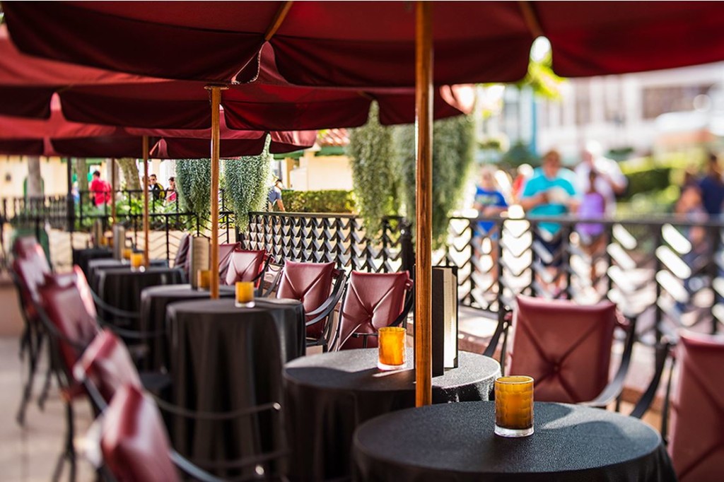 New Lounge at Hollywood Brown Derby Debuts at Disney's Hollywood Studios