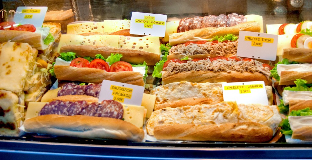 Paris-Street-food-Cheap-Paninis-in-paris-smaller-1024x524