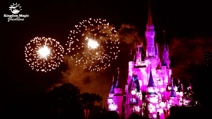 cinderella-castle-christmas-fireworks