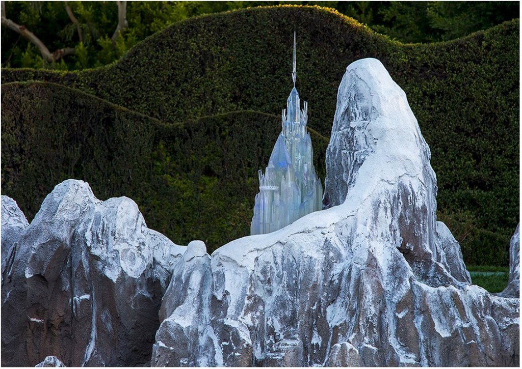 frozen-castle-dlr