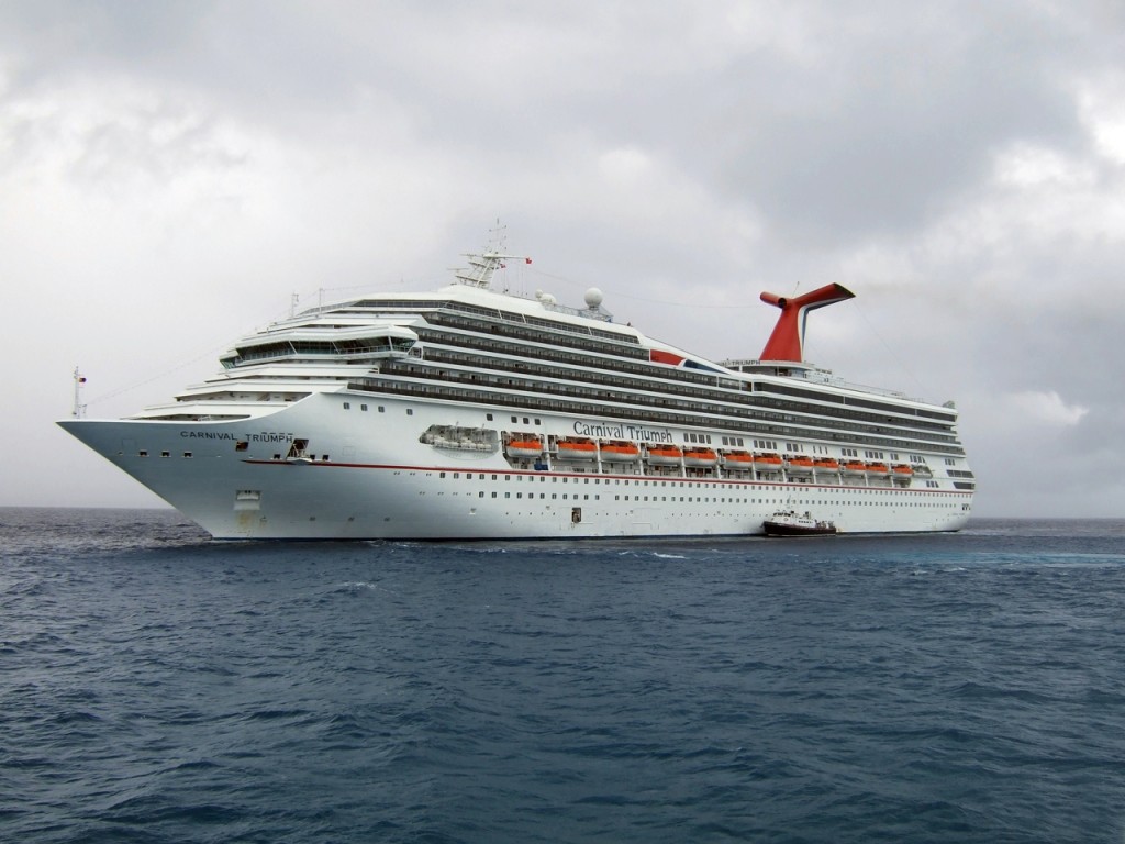 Carnival_Triumph_Half_Moon_Cay