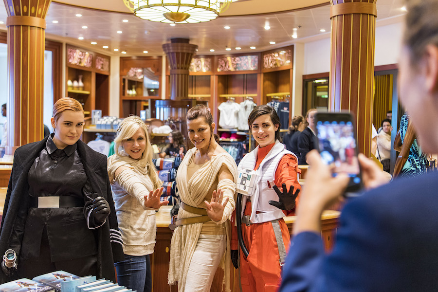 Out-Of-This-Galaxy Experiences Aboard Star Wars Day at Sea