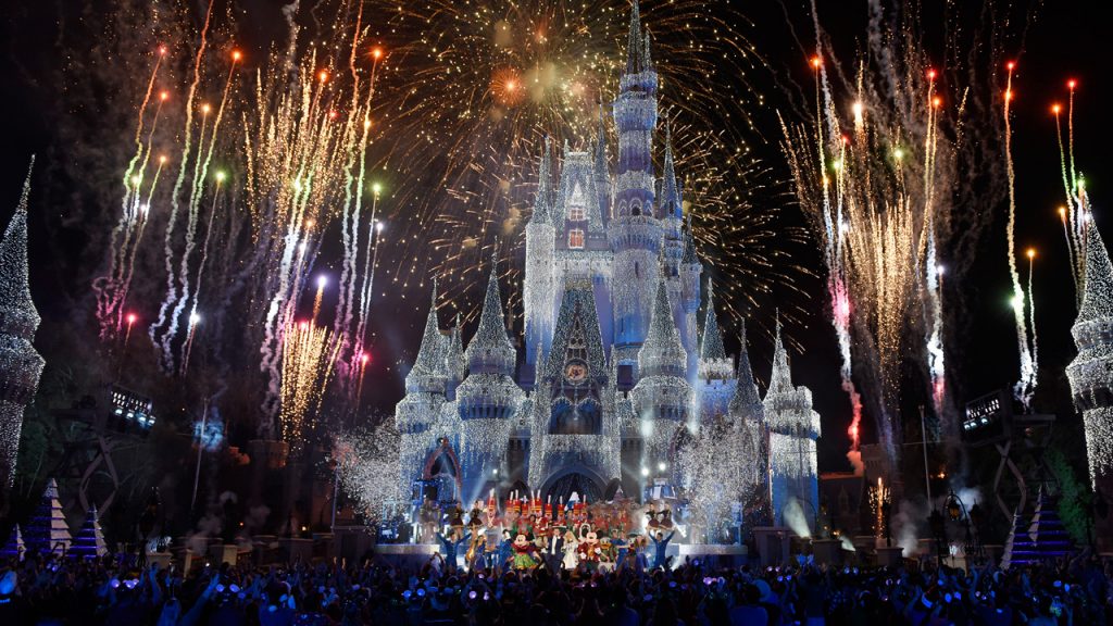 Disney Parks Unwrap Holiday Magic with Star-Studded Specials Across ABC, Disney Channel and Freeform